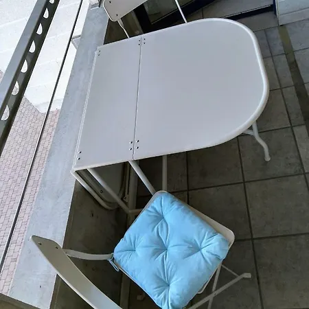 아파트 Post A Post